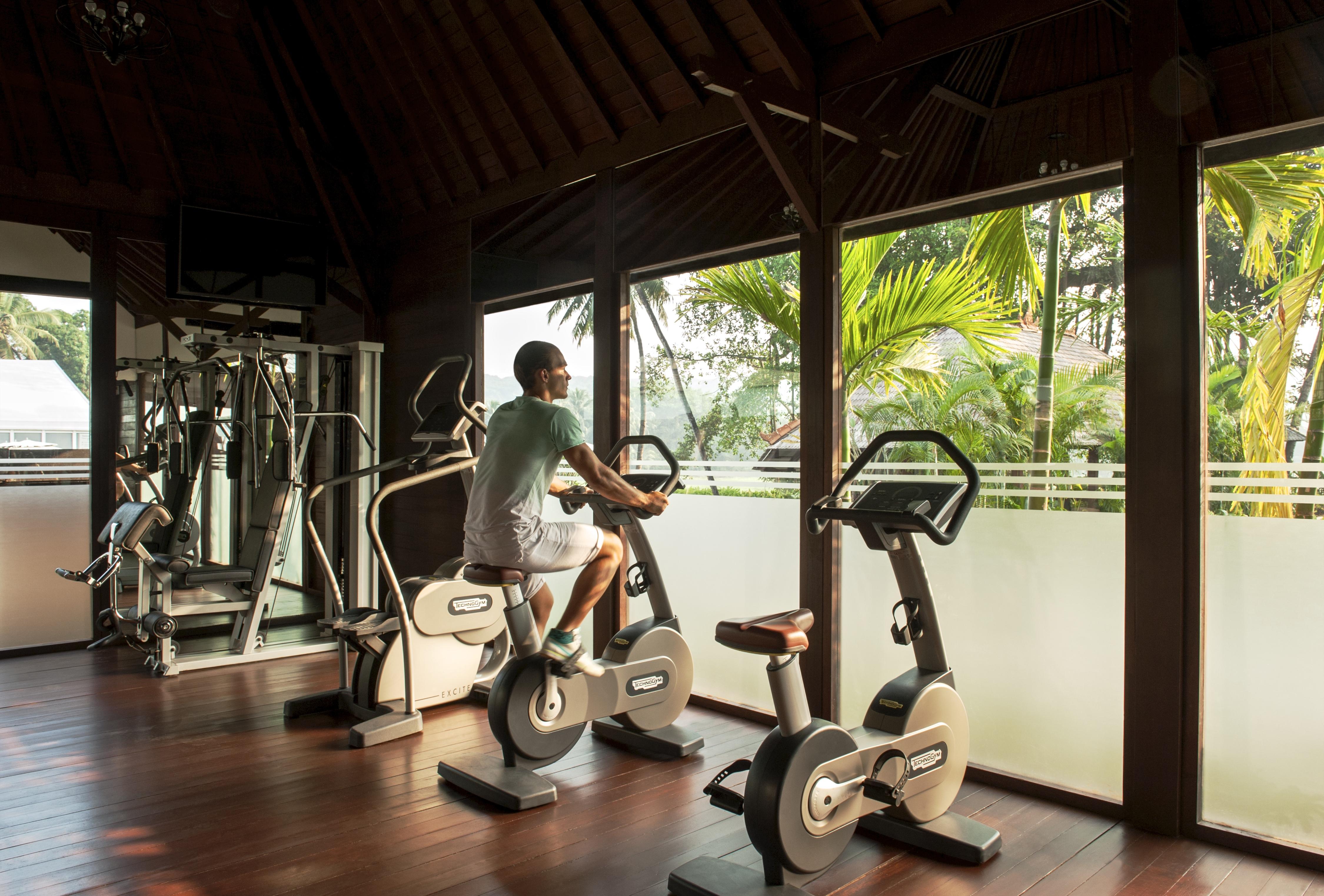 Novotel Goa Resort & Spa Candolim Esterno foto The gym at the resort